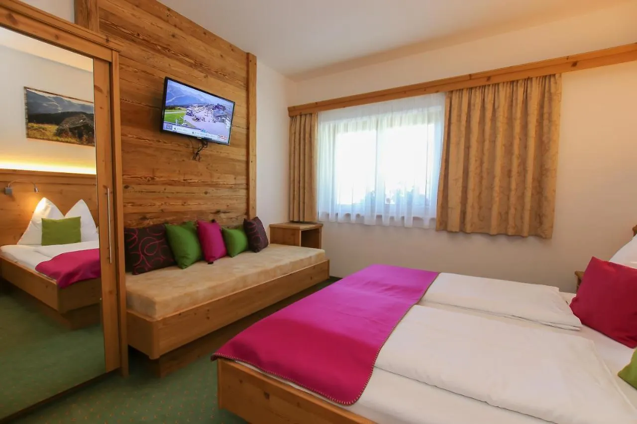 Apartment Ferienwohnung Landhaus Hinterglemm Saalbach Österreich